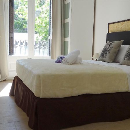 Hostal Balkonis Barcelona Buitenkant foto