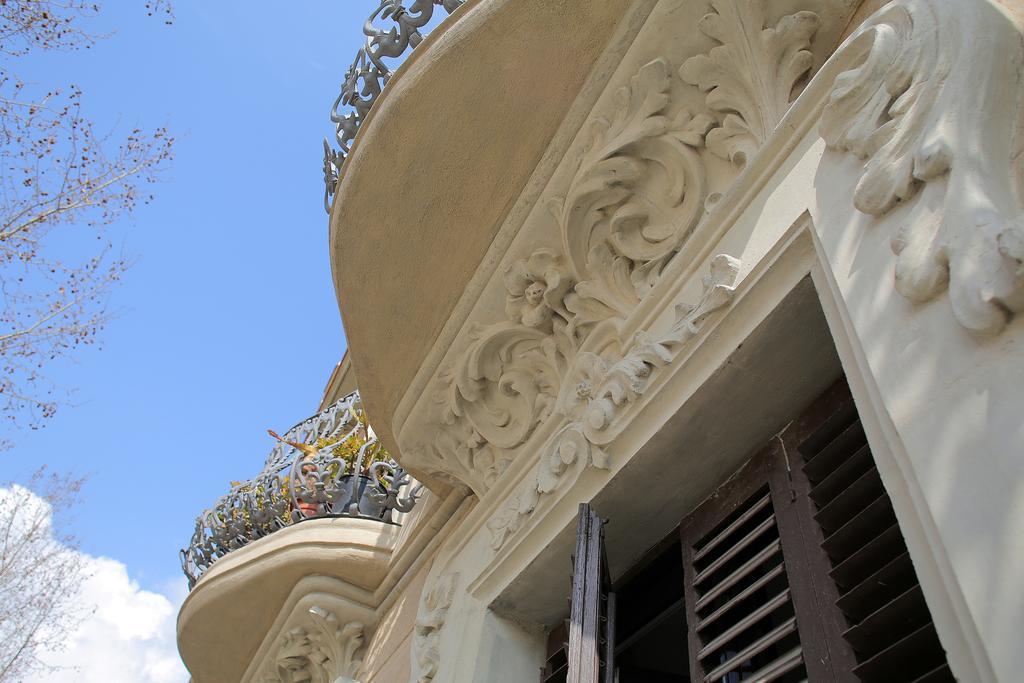 Hostal Balkonis Barcelona Buitenkant foto