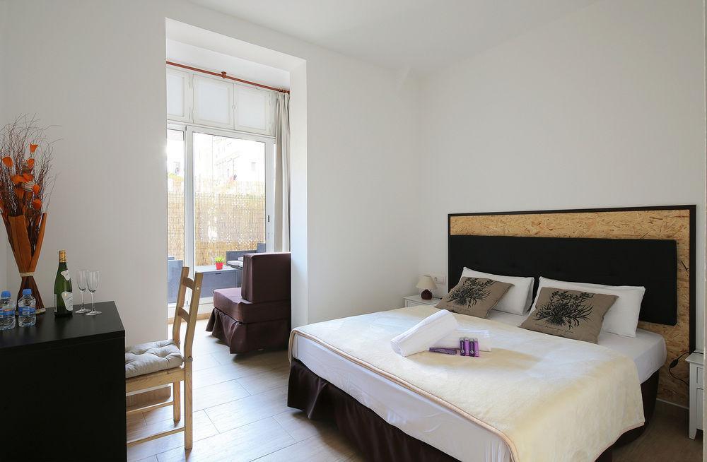 Hostal Balkonis Barcelona Buitenkant foto